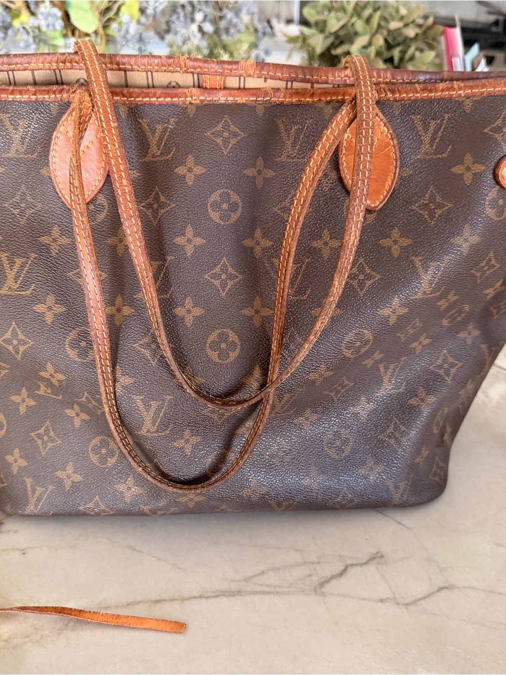 Louis Vuitton Brown Monogram Canvas Tote with Vachetta Trim - Picture 2 of 9
